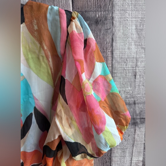 Floral Chiffon Cropped Wrap Top from Forever 21 - Picture 9 of 13